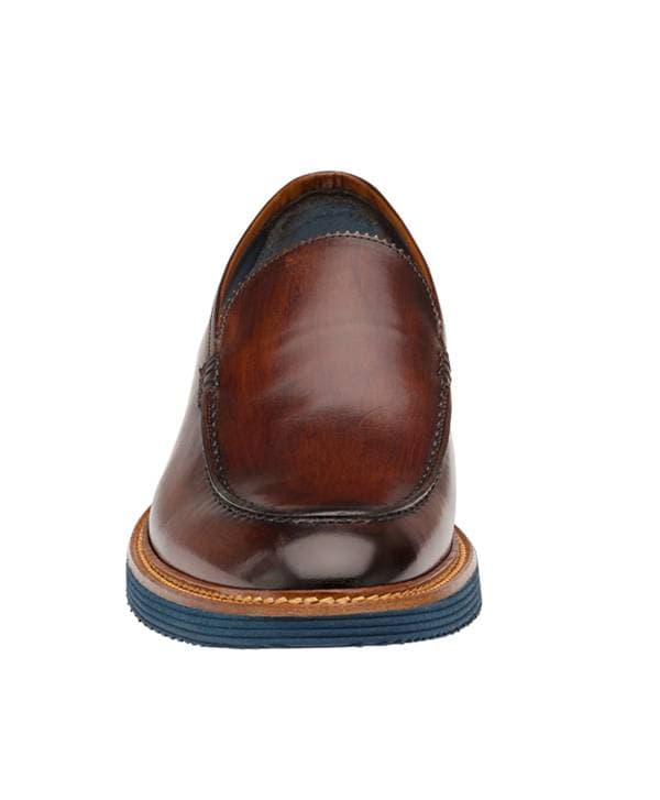 Slip-On Shoes with Navy Rubber Sole