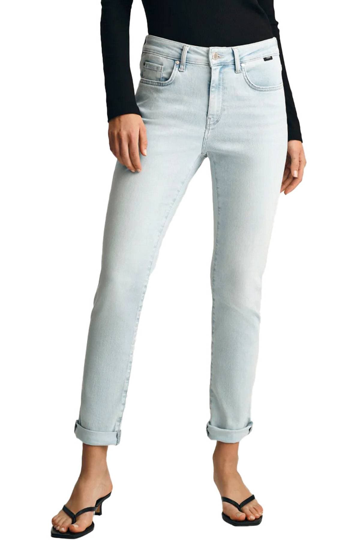 Light Denim Blue Relaxed Jean | Women's - 165.0000 - Main product view