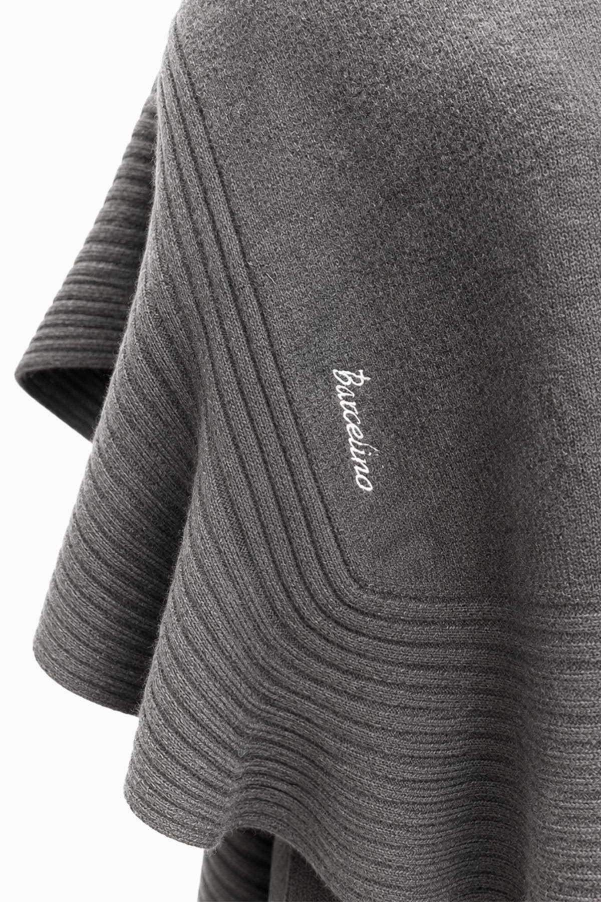 Charcoal 100% Cashmere Italian Ruffle Shawl | Women's - 595.0000 - Alternative view 4