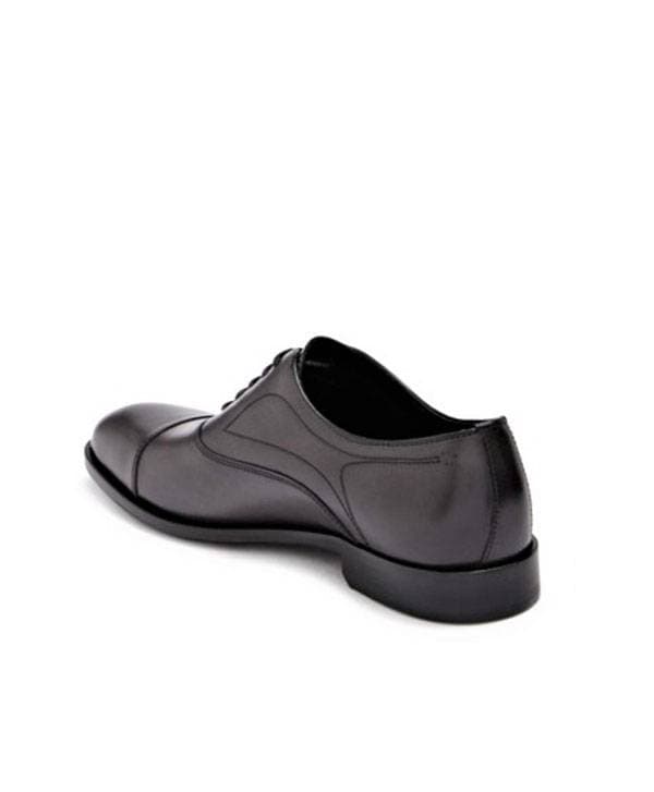 Bruno Magli Shoe Cap toe Lace up