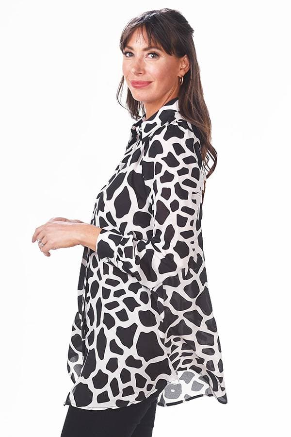 Blouse Giraffe Button Down
