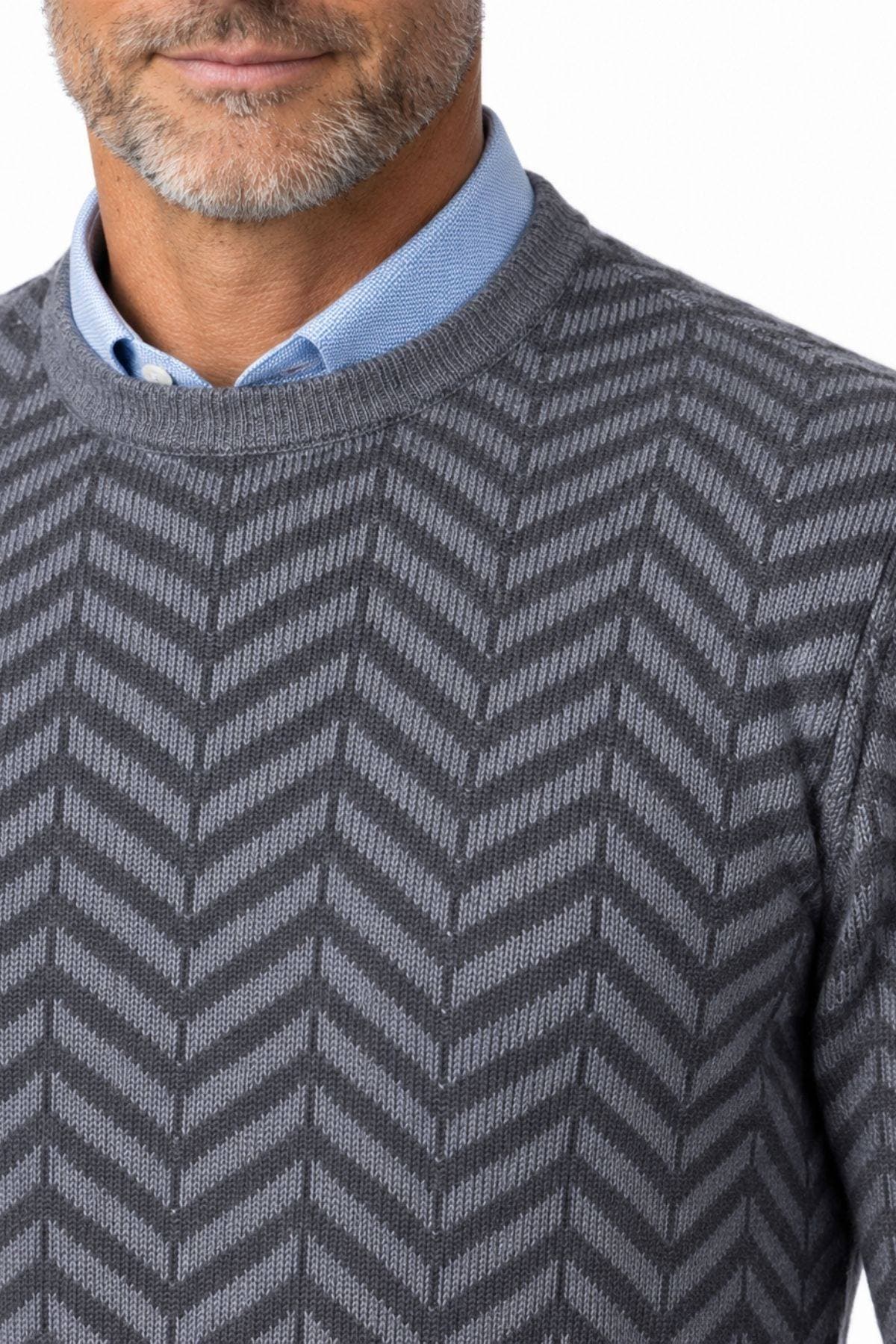 Charcoal Grey Maxi Chevron Wool-Blend Crew Neck Sweater - 245.00 - Alternative view 3