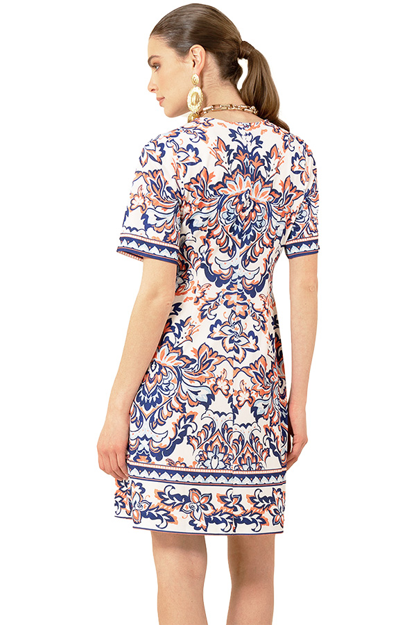 Beautiful purple floral print maxi dress with flowing design and feminine details